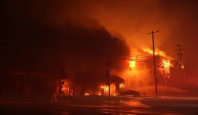 (UŽIVO)&nbsp;Lejkersi zbog požara ne igraju; &Scaron;efica vatrogasne službe Los Anđelesa: Opasnost jo&scaron; nije pro&scaron;la