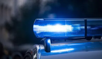 Grčka: Policija pustila pijanog vozača bez dozvole, on potom izazvao sudar i smrt mladića