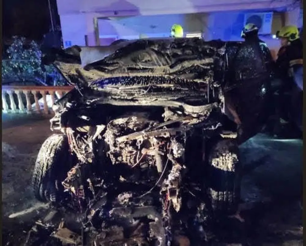 MCP: Napadnuta porodična kuća i ugrožena bezbjednost familije sve&scaron;tenika Backovića