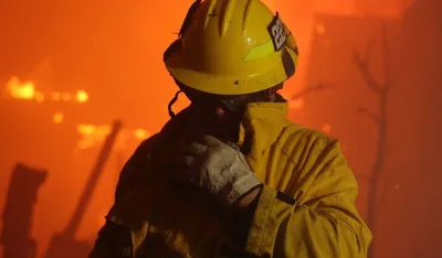 Vatrogasci u Los Anđelesu se spremaju za jake vjetrove