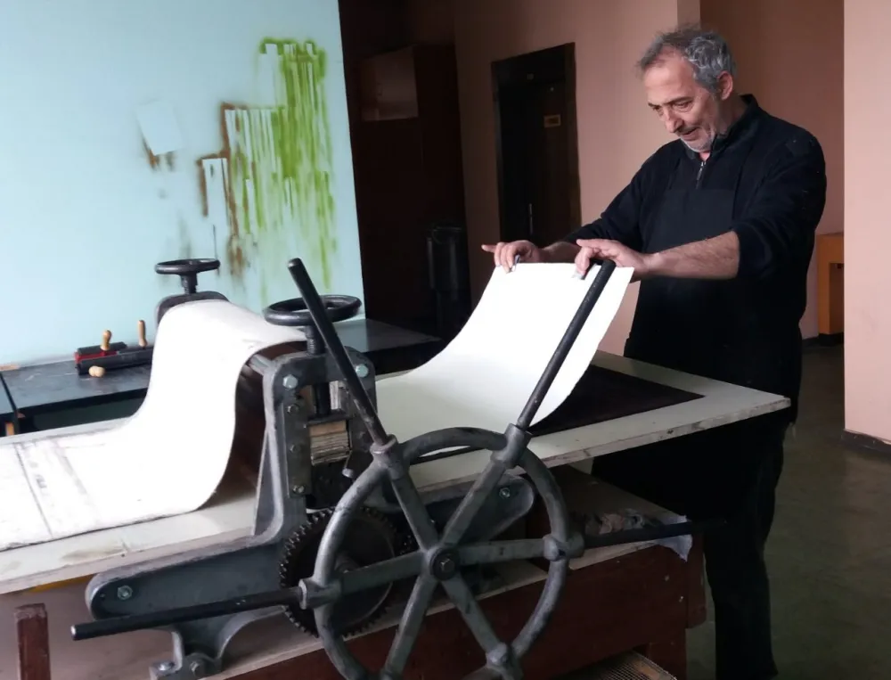 Mirko Toljić: Poku&scaron;avam razru&scaron;iti granicu između skulpture i grafike