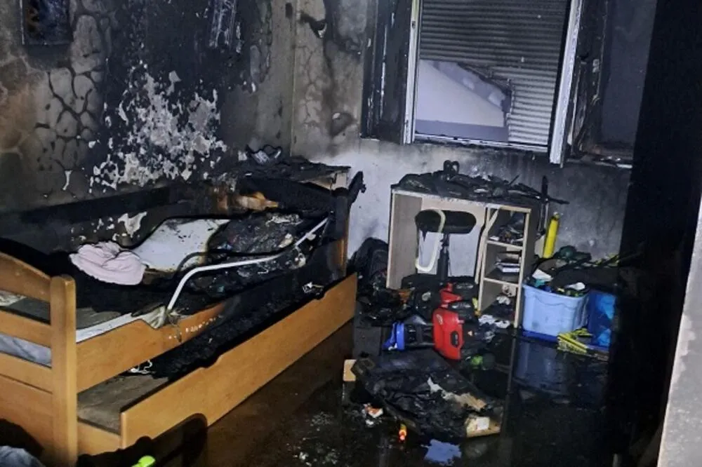 (FOTO) Gorelo prizemlje zgrade u Dobroti