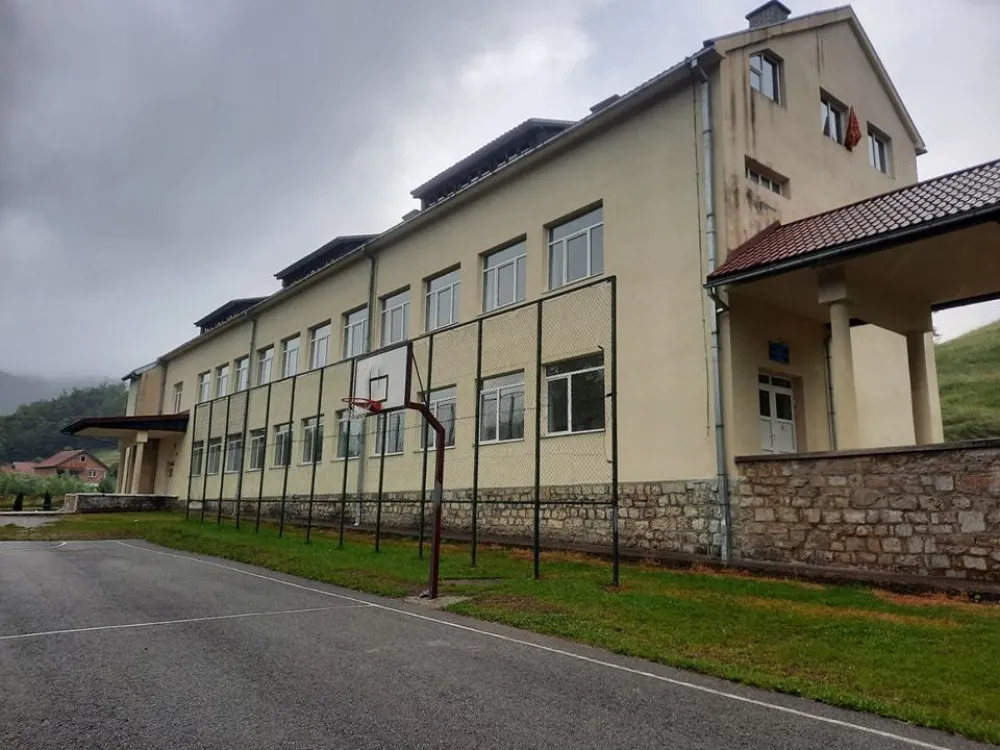 avremeni ambijent za pred&scaron;kolce u Loznoj