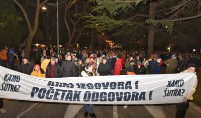 (FOTO/ VIDEO) Protest grupe &ldquo;Kamo Śutra?&rdquo;: Kraj je izgovora početak odgovora