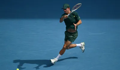 Pol lagano među osam