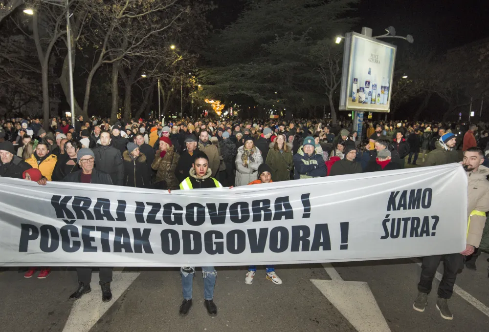 "Kamo Śutra?'': Dokažite da iza nas stoji DPS, ili da upute javno izvinjenje studentima