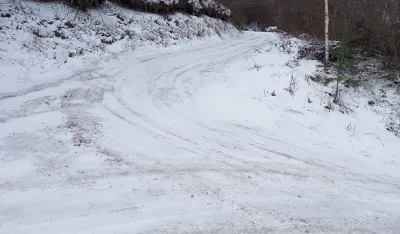 Oprezno zbog mokrih puteva i poledice