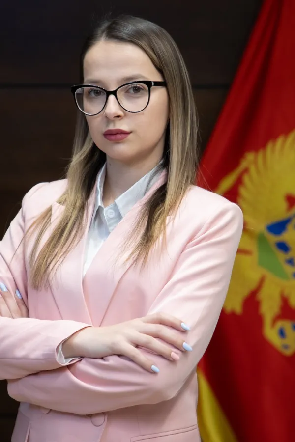 Tamara&nbsp;Crnogorčić, portparolka Kluba poslanika "Evropa sad".