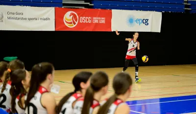 Utakmice u dvije dvorane