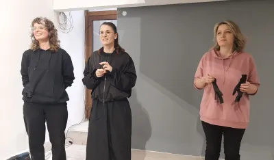 Ru&scaron;imo zidove, otvorimo institucije kulture