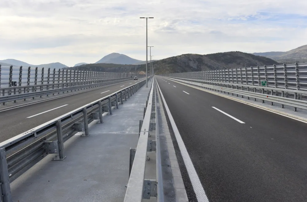 Kinezima za auto-put dugujemo preko 600 miliona eura