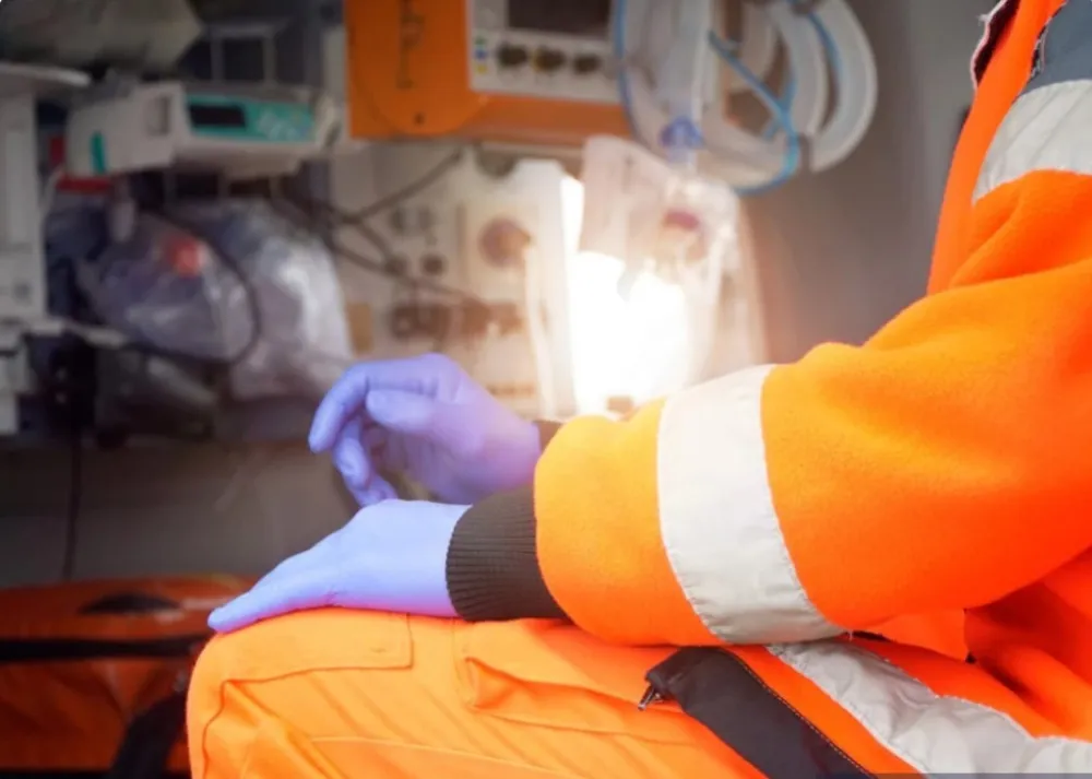 (VIDEO) Sru&scaron;ila se zgrada u Turskoj: Ljudi zarobljeni u ru&scaron;evinama