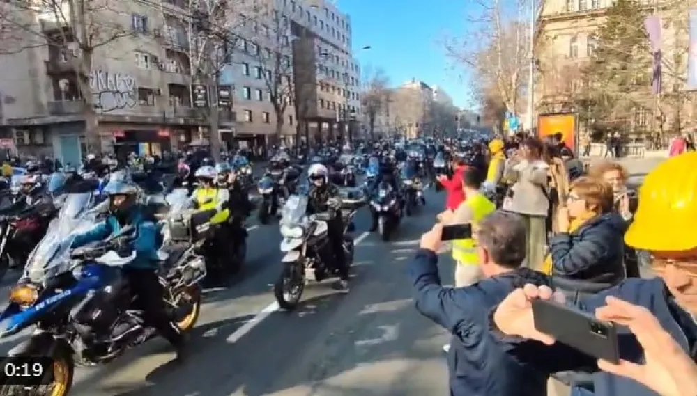 (VIDEO) Studenti u Srbiji i danas nastavljaju blokade, pridružili im se paori i vi&scaron;e od 300 motociklista