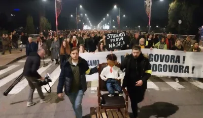 Treći protest kamo sjutra građani krneuli ka Skup&scaron;tini