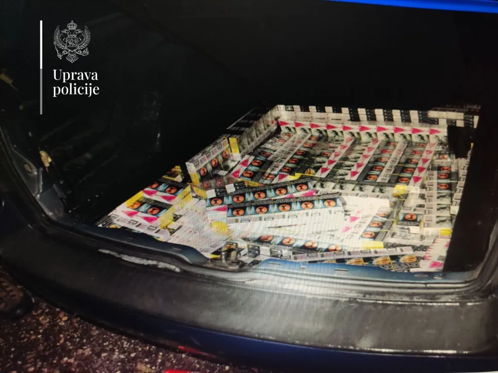 Uhap&scaron;ene tri osobe, pronađeno 7.319 paklica cigareta