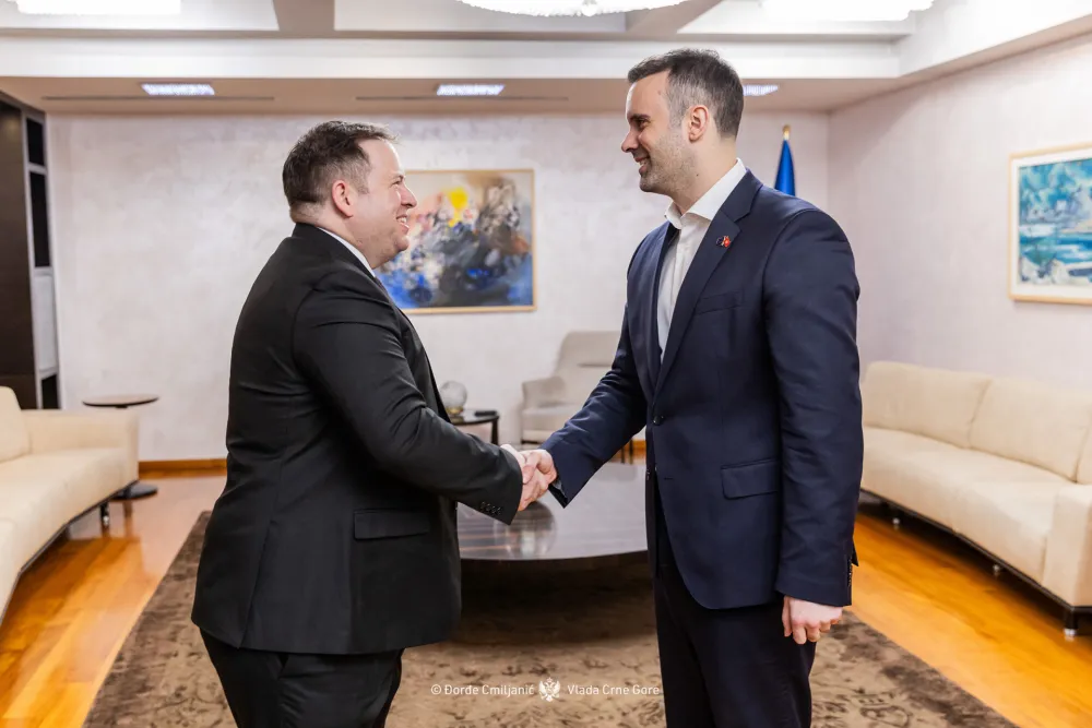 Spajić ugostio britanskog ministra za Evropu Stivena Dautija