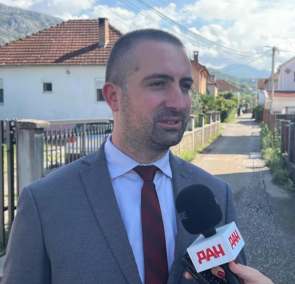 Ni&scaron;avić: Klinički, &scaron;kole i vrtići nisu platili vodu