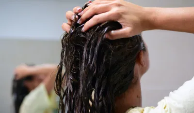 Najbolje maske za kosu koje joj trenutno vraćaju sjaj