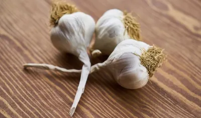 Ne bacajte ljuske bijelog luka, mogu biti korisne