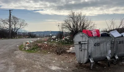(VIDEO) Kontejneri na vjetrometini i smeće mora u drače