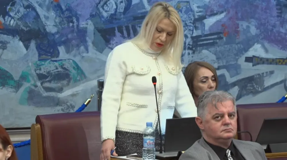 (UŽIVO) Nastavljena sjednica Skup&scaron;tine; Kljajević: Nužno usvajanje budžeta