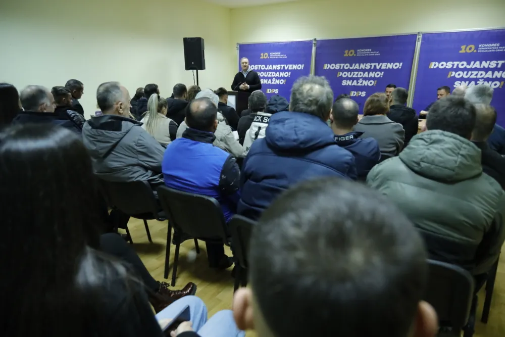 Tribina DPS u Gusinju