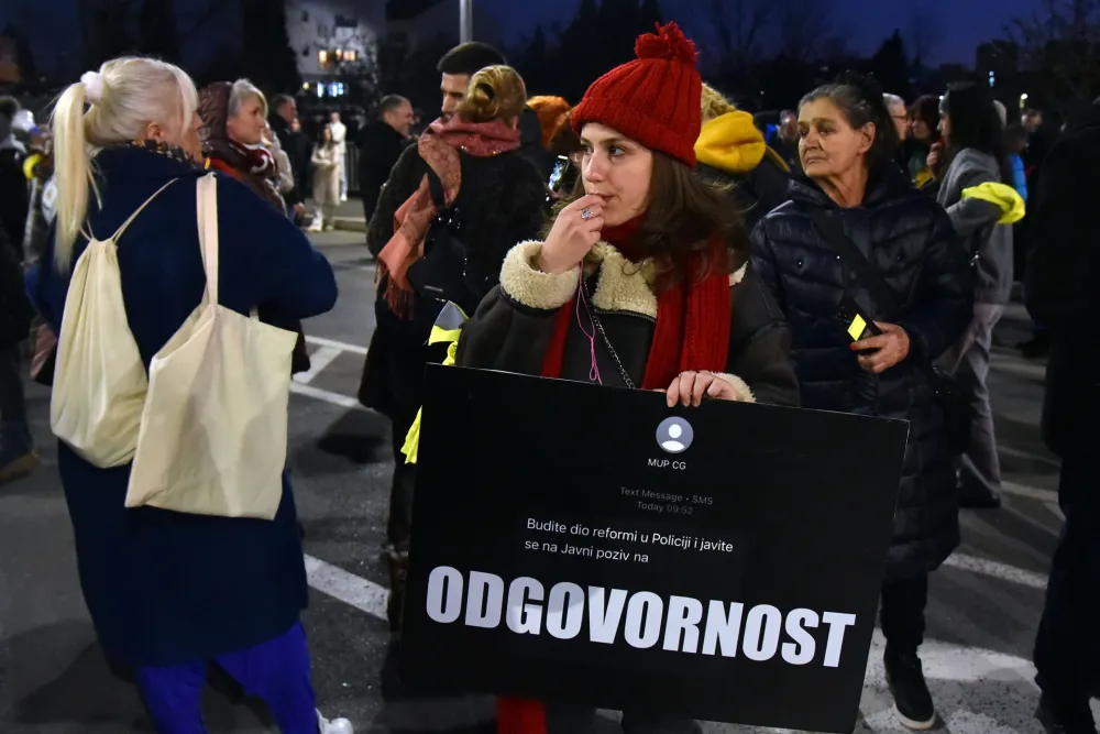 Danas blokade u sedam gradova