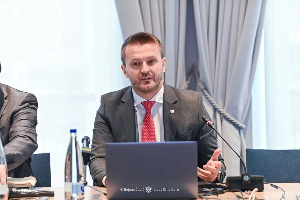 Dukaj: Od danas elektronsko plaćanje administrativne takse