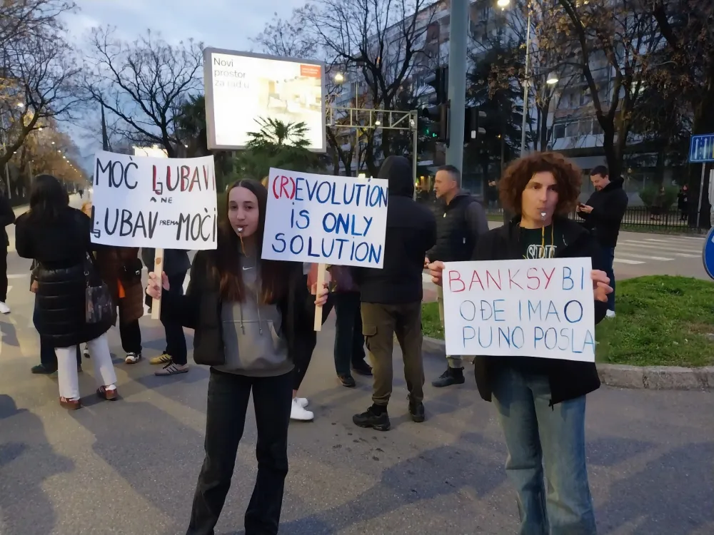 "Kamo sjutra": Jo&scaron; jedna blokada u Podgorici