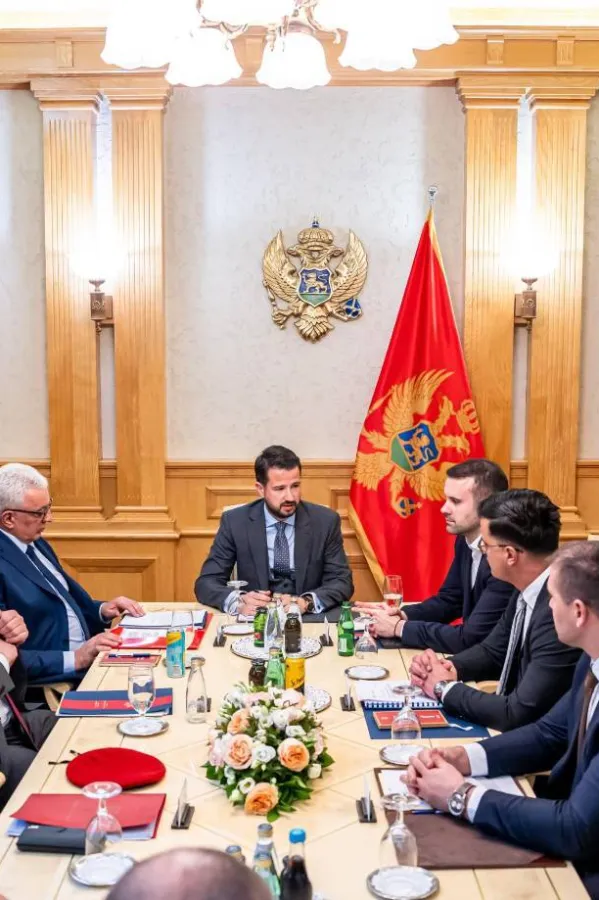 Za Lazarevića jo&scaron; traže "optimalno rje&scaron;enje"