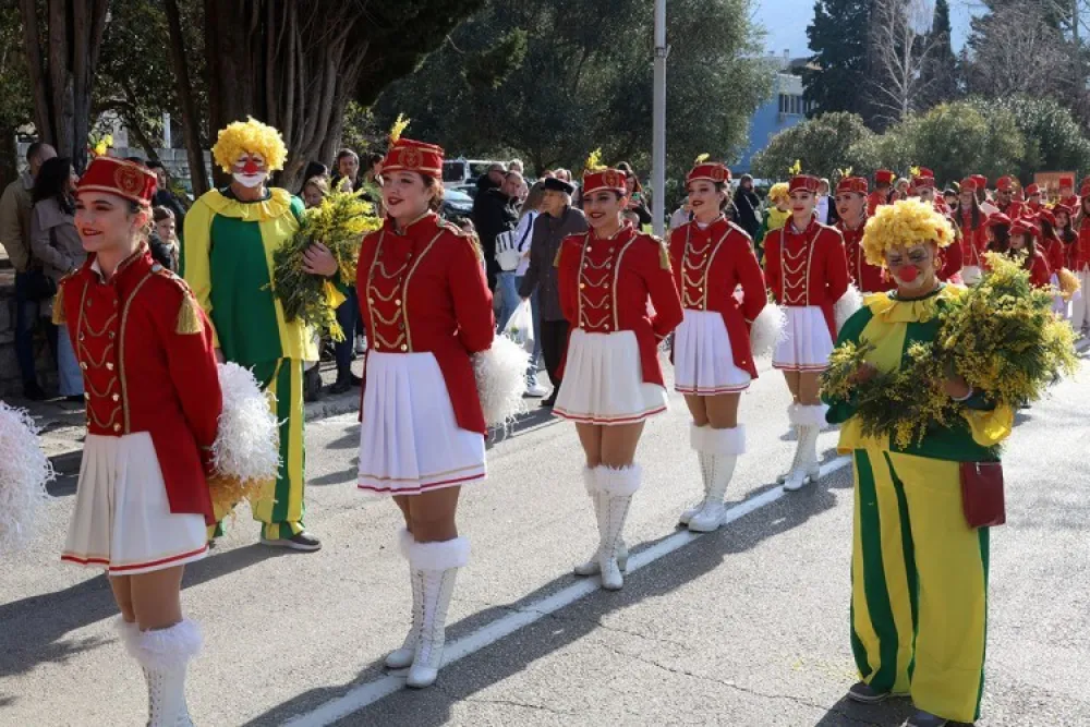 Karavan mimoze prodefilovao Trebinjem