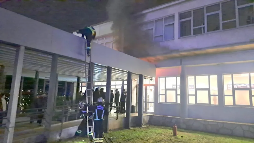 Tuča navijača u Nik&scaron;iću