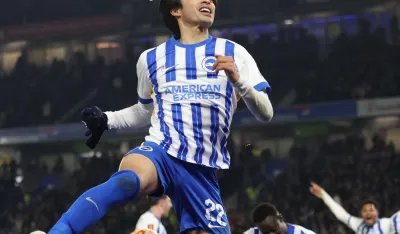 Mitoma matirao Čelsi