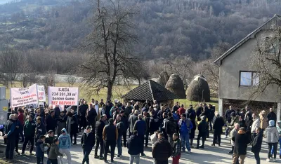 Mje&scaron;tani Srđevca pozvali Spajića da raskine ugovor sa koncesionarom: Ni po cijenu života neće dozvoliti rad kamenoloma