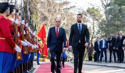 Milatović uz najvi&scaron;e državne i vojne počasti dočekao Begaja u Vili Gorica