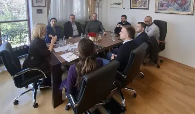 Borovinić Bojović na sastanku sa &scaron;efovima klubova odbornika 