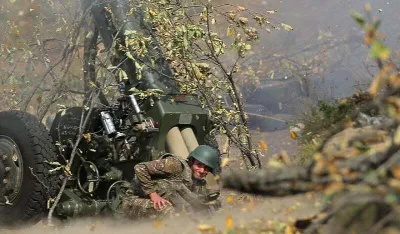 (VIDEO) Rusija napala Kijev balističkim projektilima