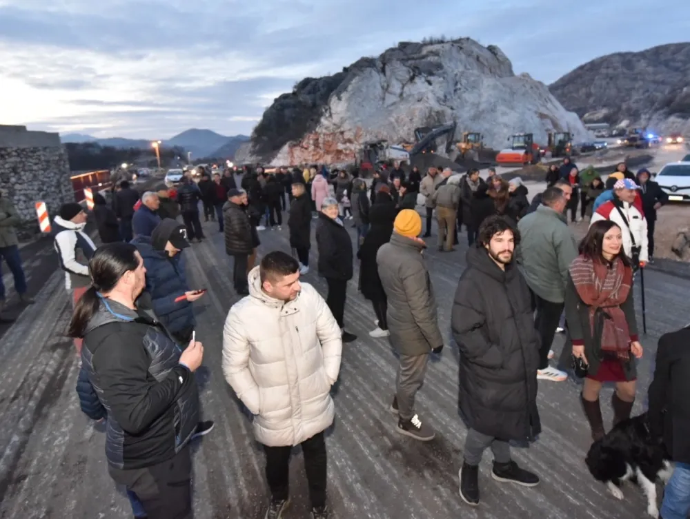 Nova blokada puta Cetinje - Podgorica