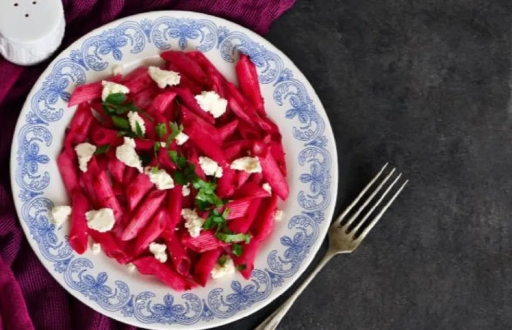 Tjestenina sa cveklom i feta sirom