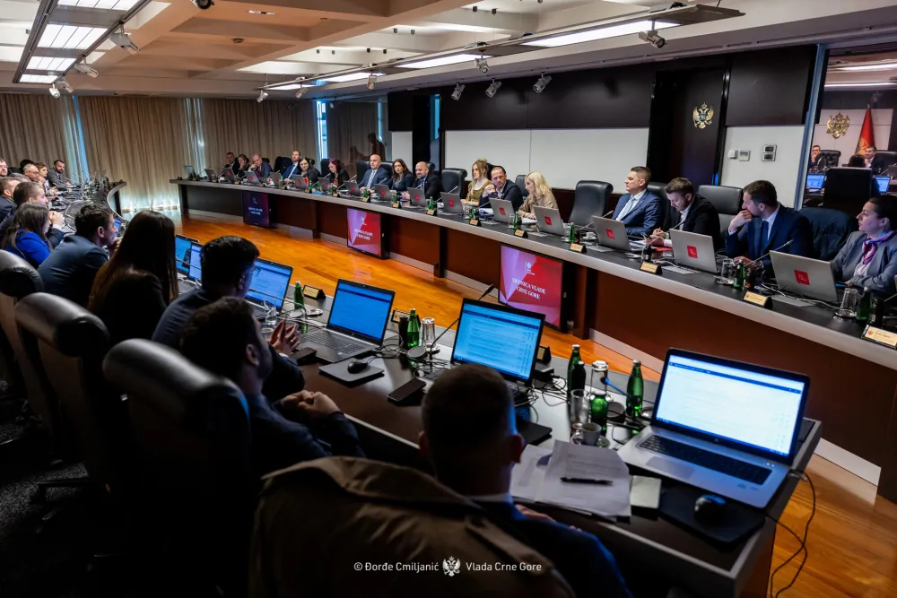 Vlada donijela odluku o Savjetu za saradnju organa drzavne uprave i nevladinih organizacija