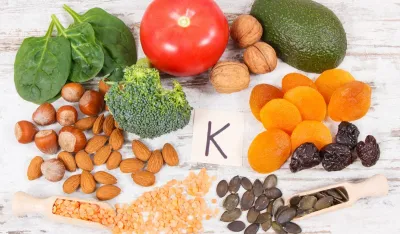 Za &scaron;ta služi vitamin K, koji su njegovi benefiti i koja je preporučena doza?