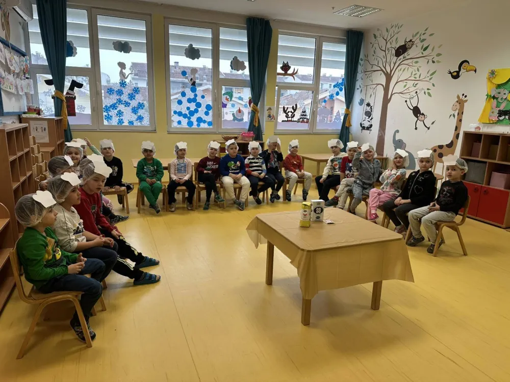 Djeca vrtića &bdquo;Dragan Radulović&ldquo; učila o zanimanjima: Lijepo je biti pekar