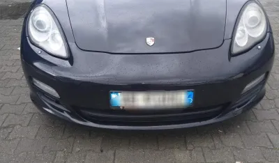 Na graničnom prelazu Božaj oduzet Por&scaron;e