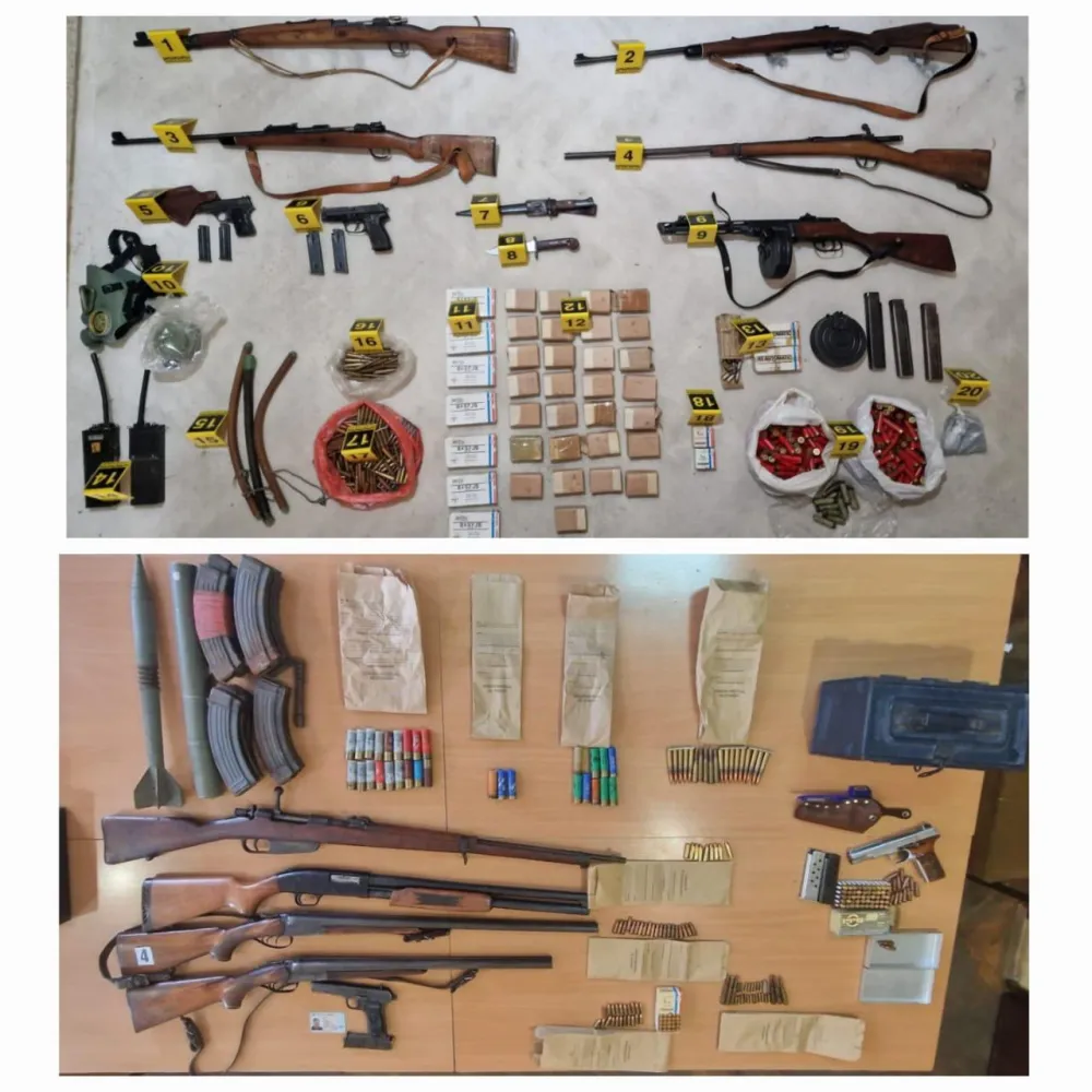 UP: U pretresima na sjeveru oduzeti pi&scaron;tolji, pu&scaron;ke, municija, djelovi od oružja