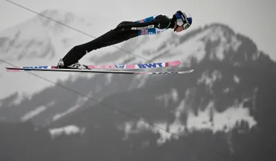 Кобајаши најбољи у квалификацијама