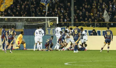 Sule donio tri boda Romi