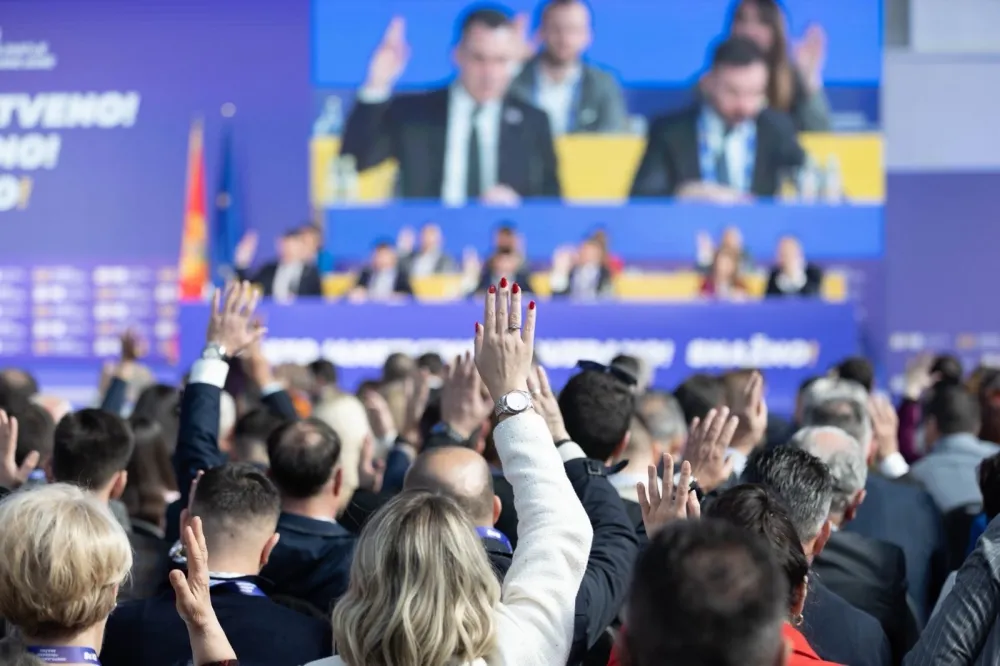 Glasanje na 10. kongresu DPS-a