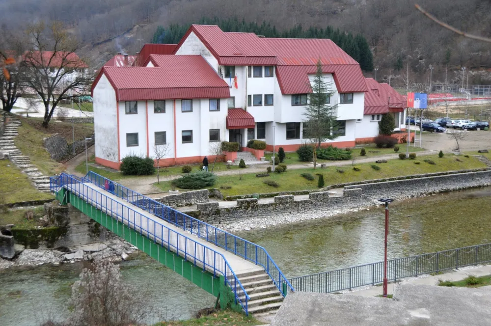 U &Scaron;avniku sjutra performans &bdquo;Razrje&scaron;enje potpredsjednika i izbor predsjednika op&scaron;tine&ldquo;