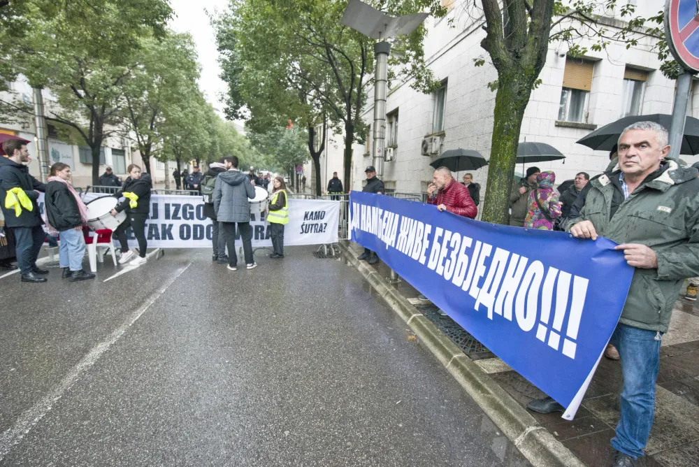 Hodžić: Ne borimo se za partijske stavove, već za bezbjedniju budućnost