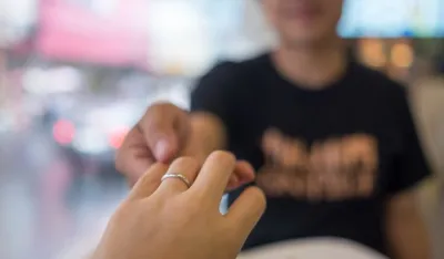 Zbog vanbračne zajednice sa maloljetnicom krivično procesuirani njen vanbračni suprug i otac